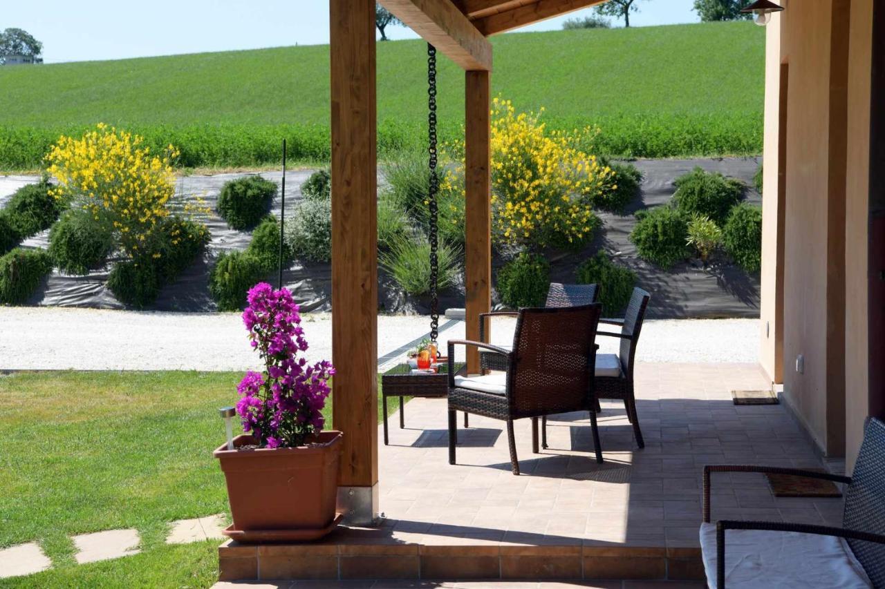 Casa Montefiore 13 Iris Lt Nella Tranquilla Campagna Marchigiana Ancona Exterior foto
